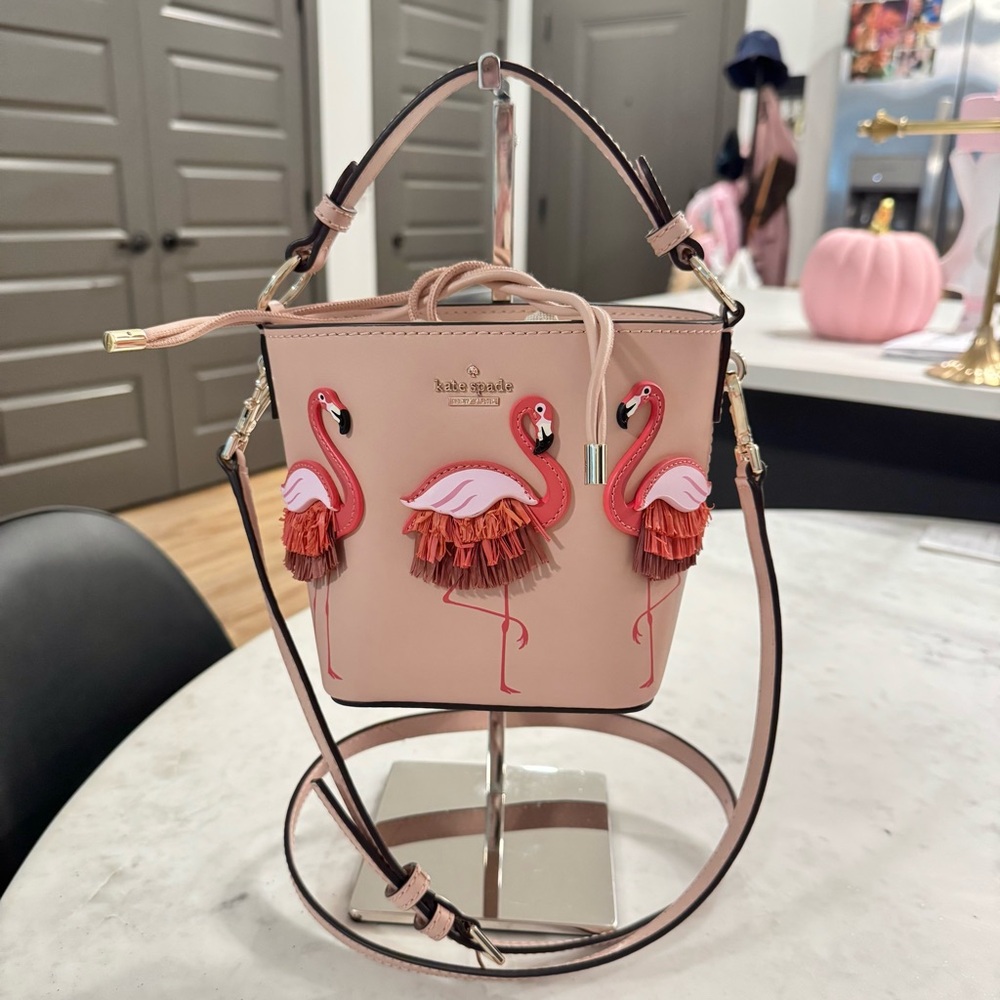 Kate Spade NEW YORK By the Pool Light Pink Flamingo Pippa Bucket Bag - New